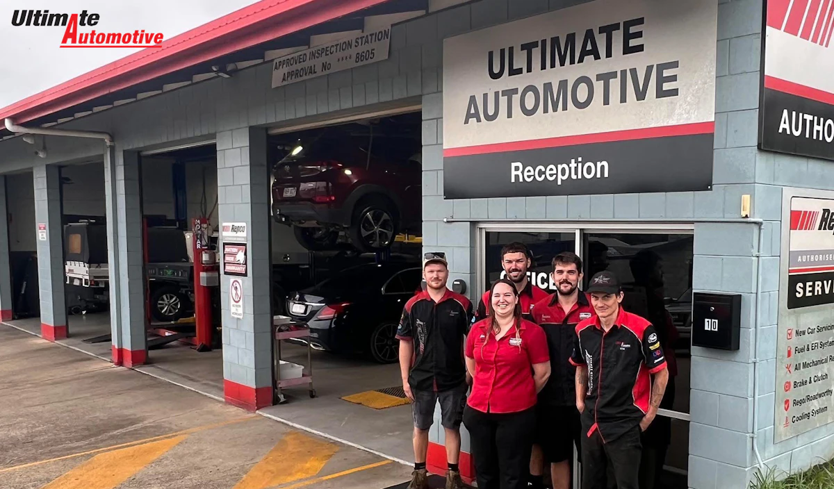 {{{businessName}}} pride themselves in a tight knit expert team of mechanics.